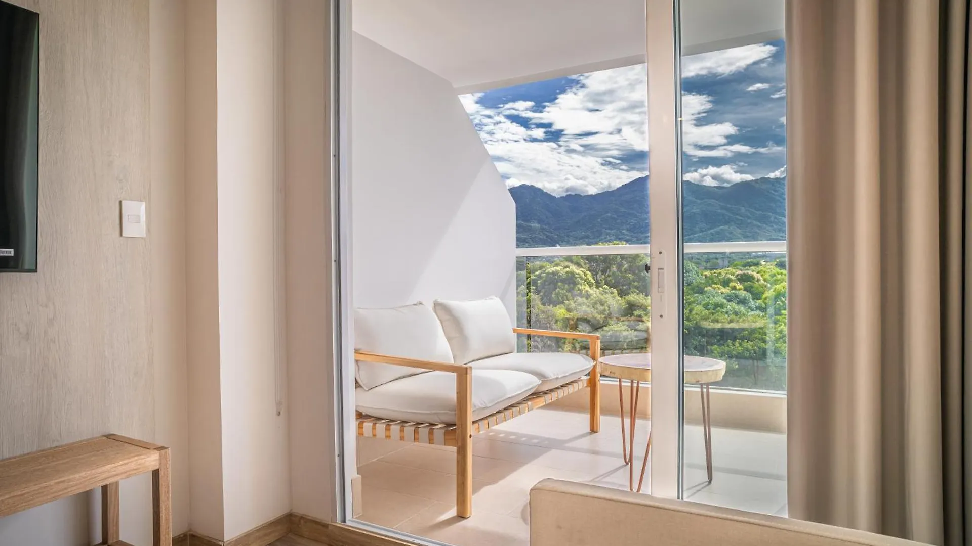 Hotel Wyndham Santa Marta Aluna Beach Apartments